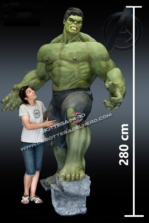 Hulk Life-Size 5